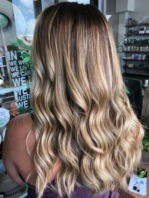 blonde-balayage-hair-color-columbus-IN