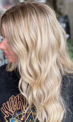blonde-hair-specialists-columbus-IN